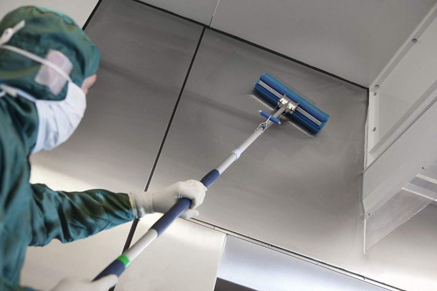 cleaning-cleanroom-wall-mop-handles
